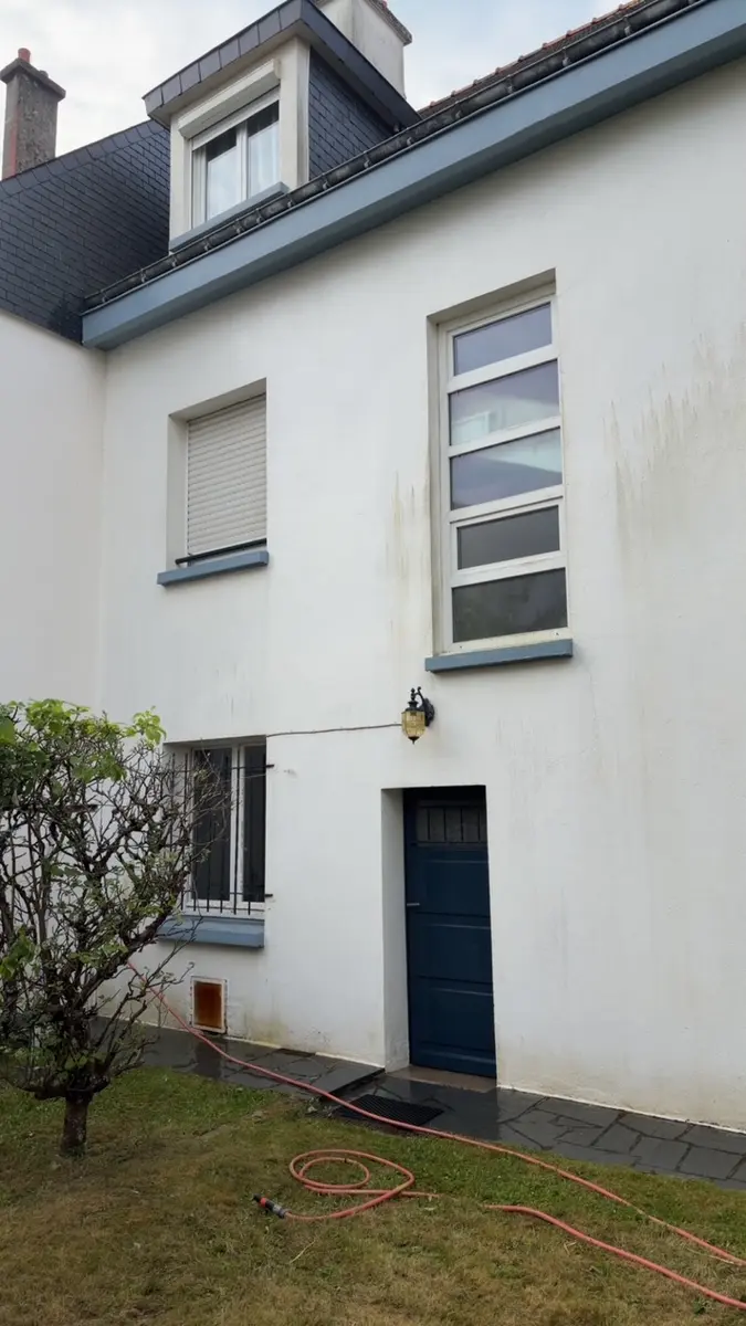 Façade arrière avant ravalement