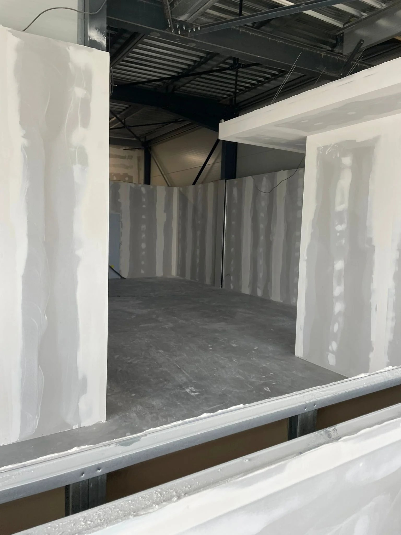 Réalisation plafond et peinture intérieure
